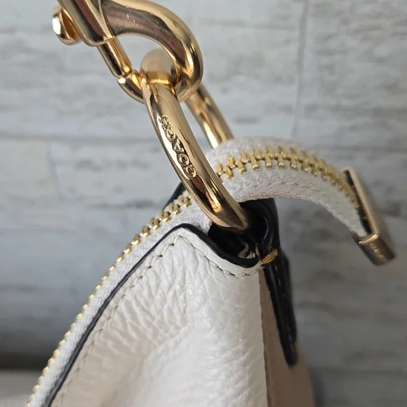 Coach Pennie Shoulder Handbag Leather With Brown Dust Cover Slip - Picture 6 of 17